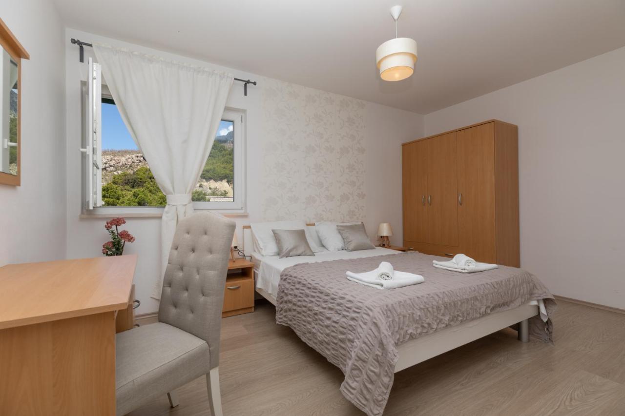 Apartments Villa Carica B&B มีมิตเซ ภายนอก รูปภาพ